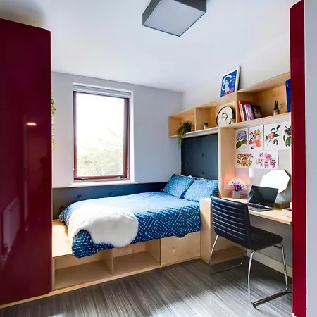 Yugo Explore - Broadstone Hall * Dublín