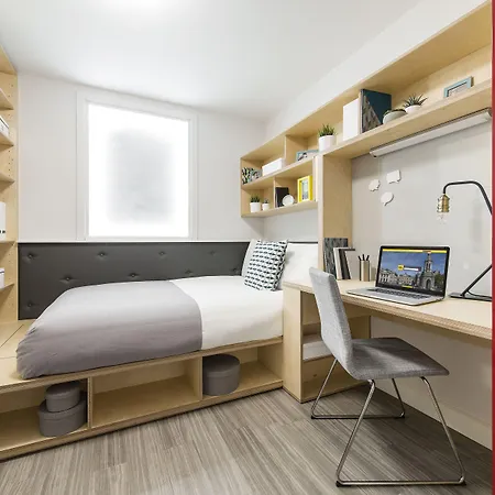 Yugo Explore - Broadstone Hall Apartamento