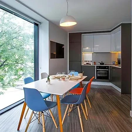 Apartment Yugo Explore - Broadstone Hall