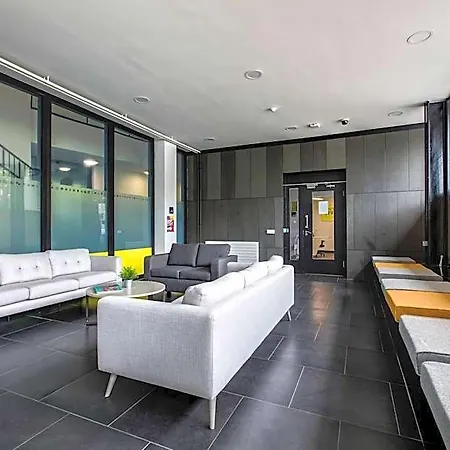 Apartment Yugo Explore - Broadstone Hall