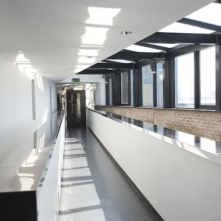 Yugo Explore - Broadstone Hall شقة دبلن