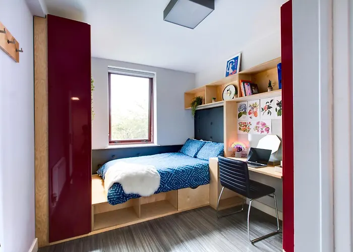 Yugo Explore - Broadstone Hall * דבלין