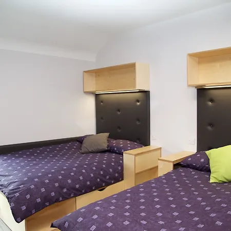 Yugo Explore - Broadstone Hall Apartment Dublin